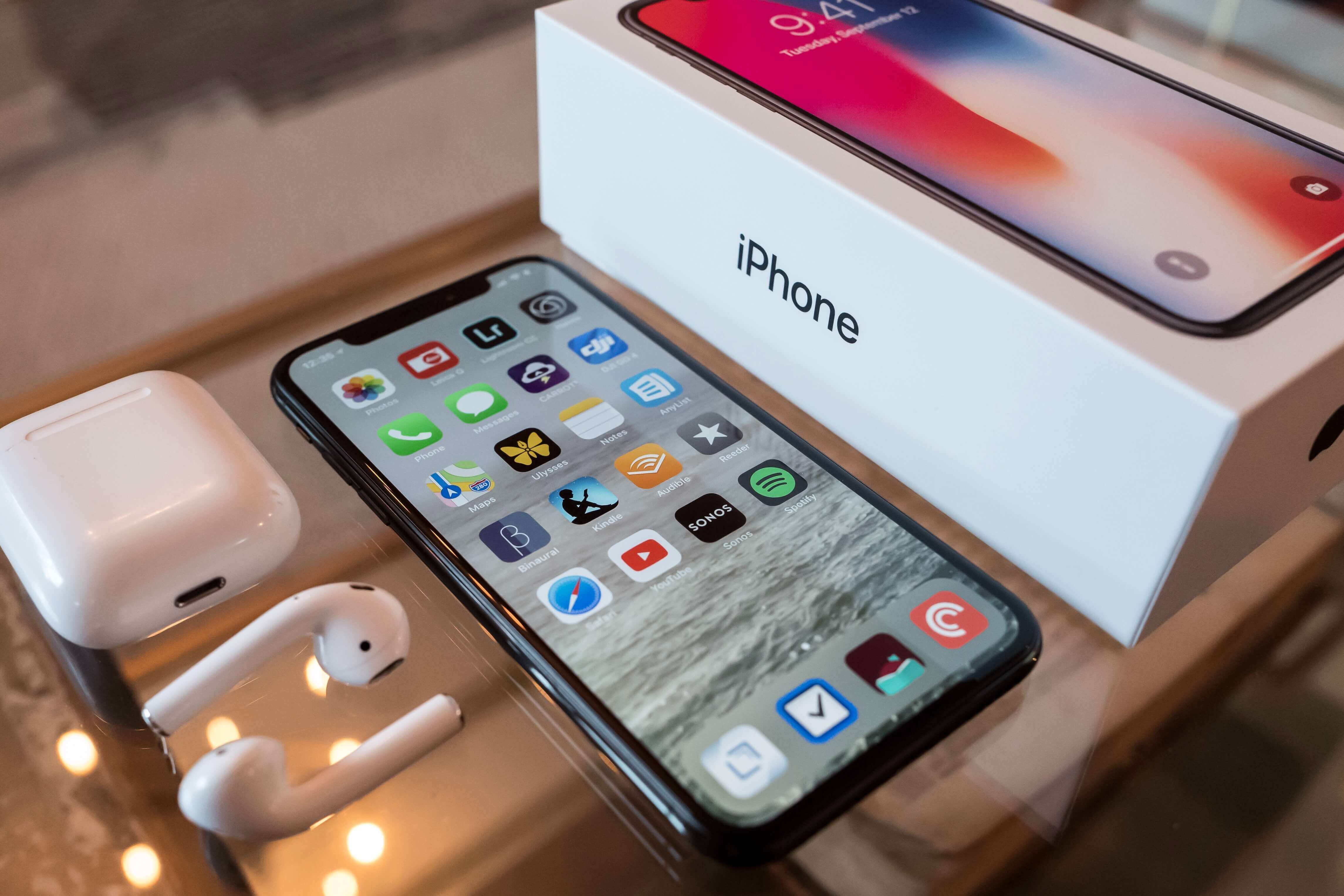 iOS App Development: How to Make an iPhone App in 2026